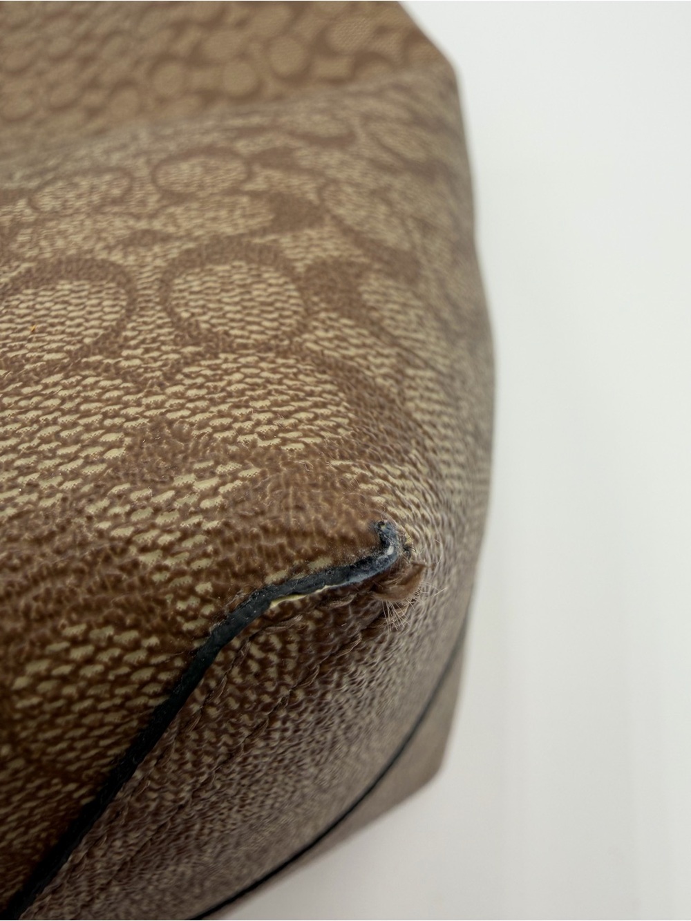 Coach City Tote Bag In Micro Signature Canvas - Picture 9 of 11